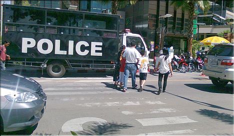Pattaya Police don't know the Traffic Regulations - Picture submited by a Visitor