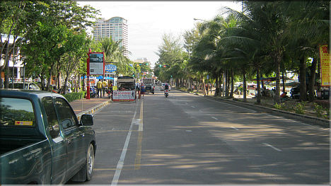 Pattaya Beach Road without Power Cables