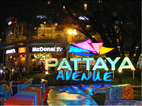 Pattaya Avenue November 2012