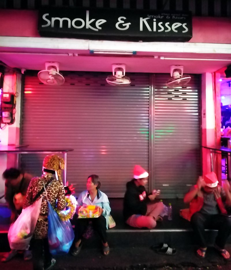 Smoke & Kisses