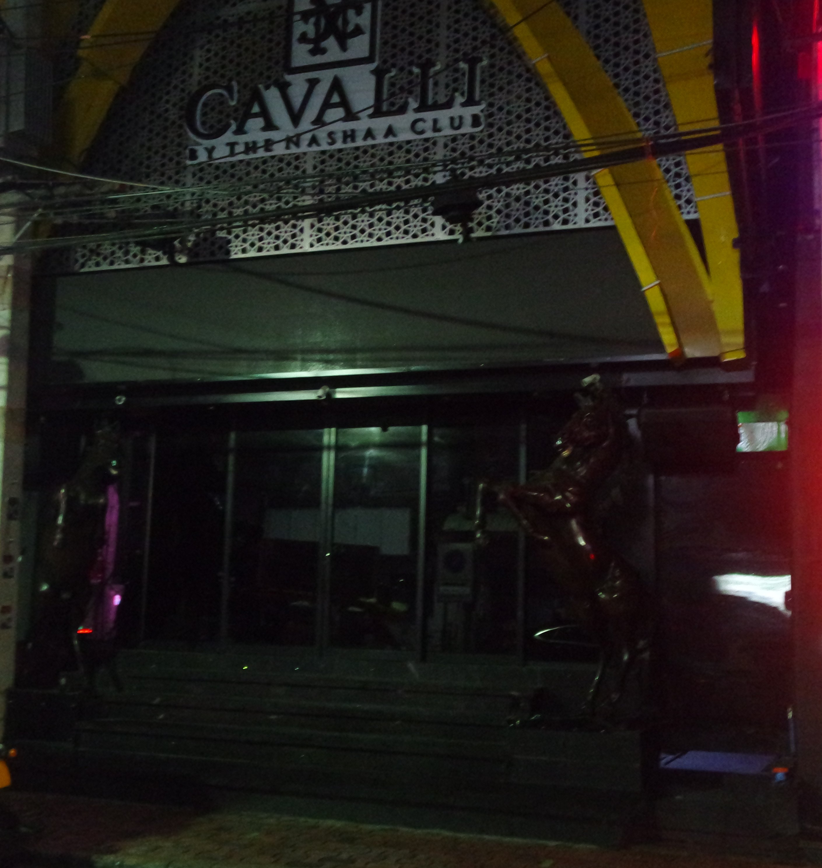 Cavalli closed