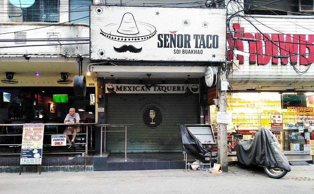Señor Taco closed