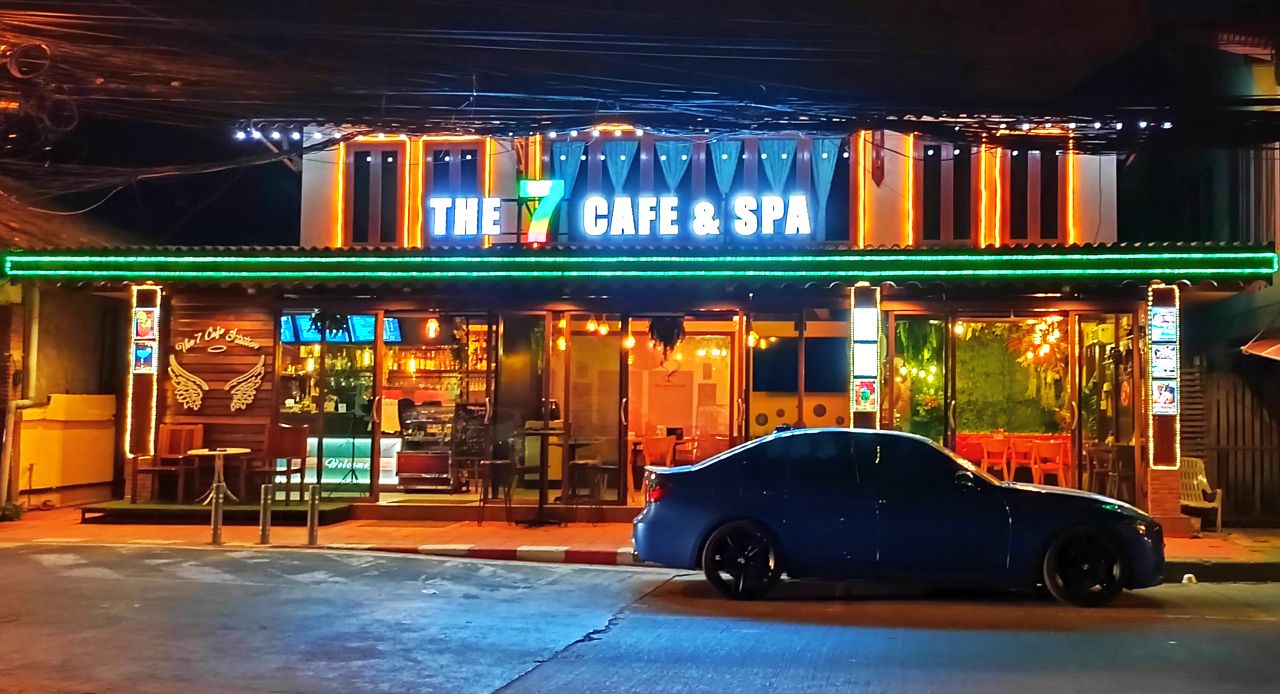 The 7 Cafe & Spa