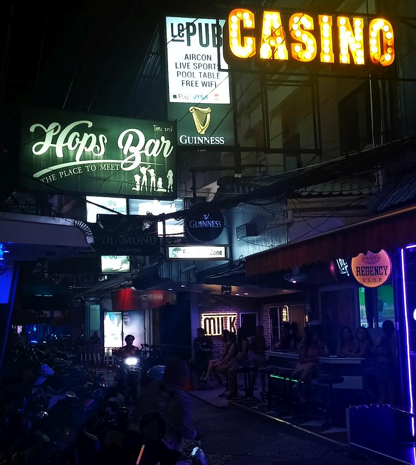 LePub, Soi Diamond off Pattaya Walking Street