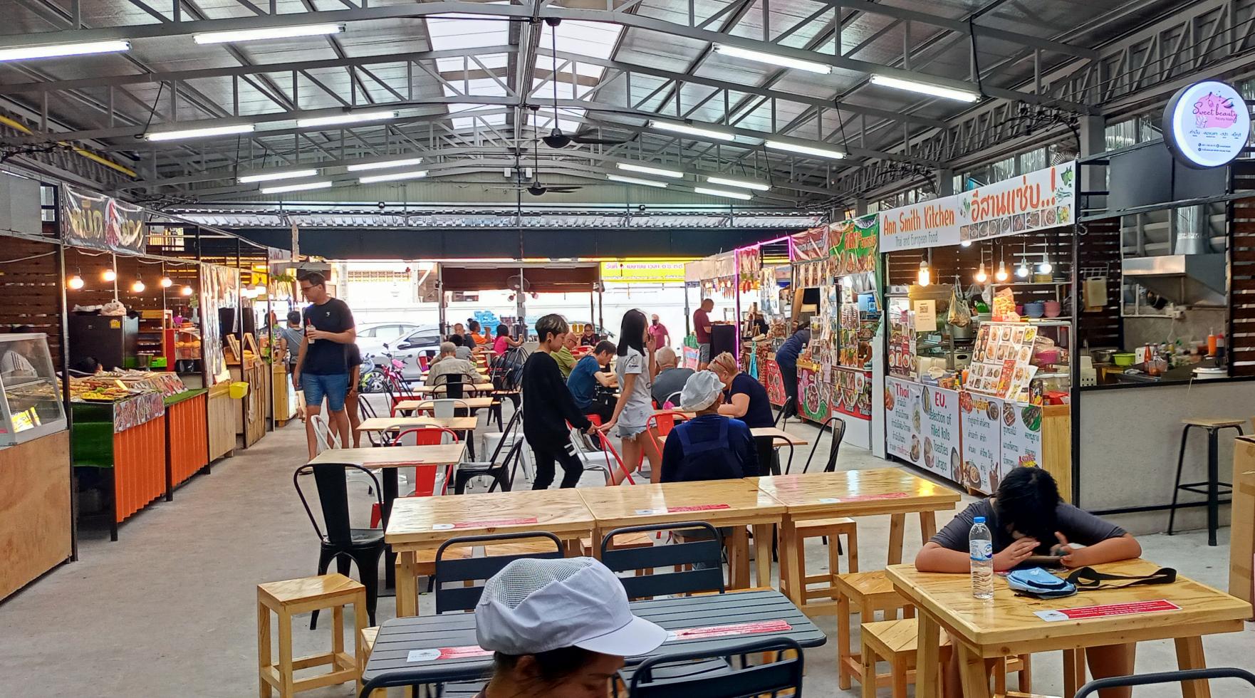 Street Food Market, South Road Pattaya