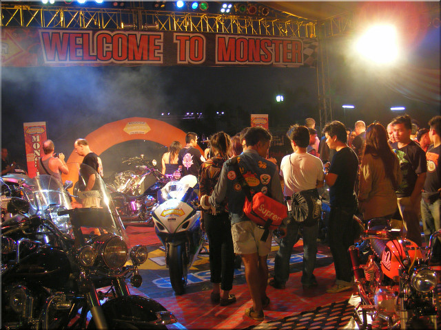 NightWalker's Pattaya Picture Show: Burapa Bike Week 2012